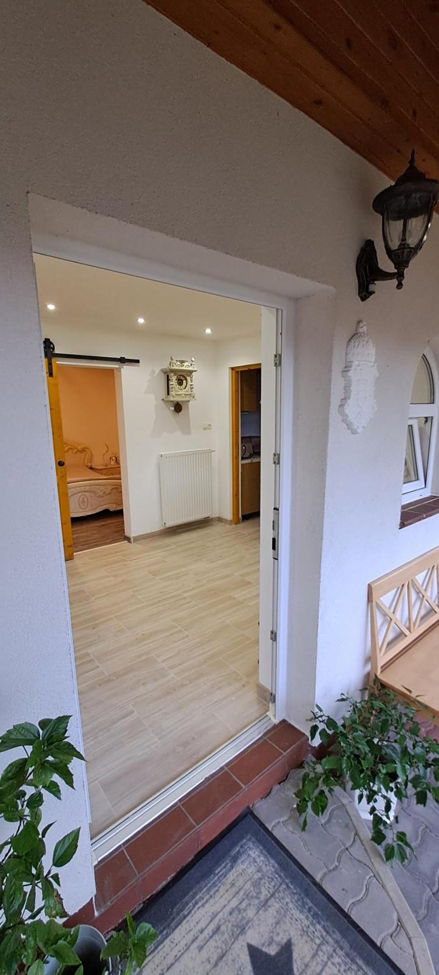 Villa Manipura Szemenyecsörnye Exterior foto