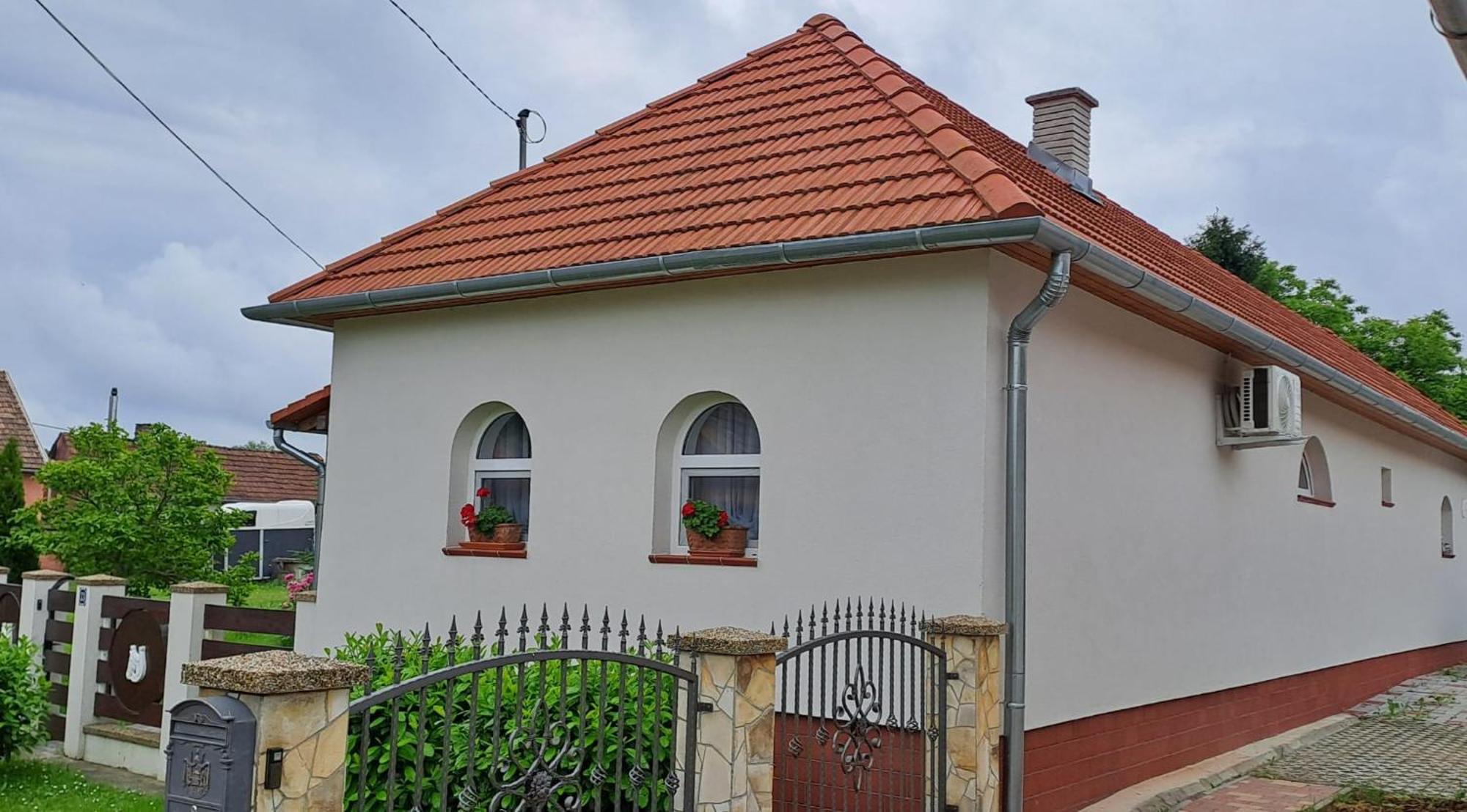 Villa Manipura Szemenyecsörnye Exterior foto